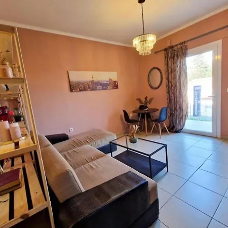 Sophia's Corner Art Apt. بيت للعطل ذيسْخا